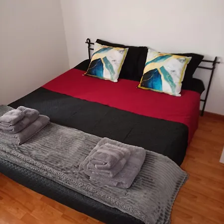 The Tower Centro - Piazza Castello 11