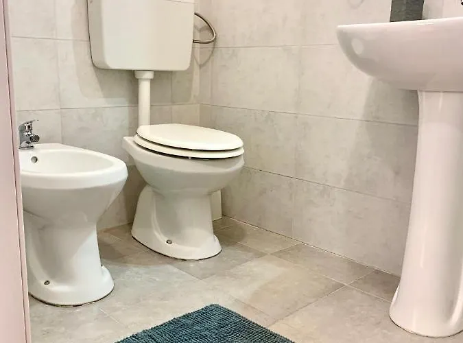 The Tower Centro - Piazza Castello Appartamento