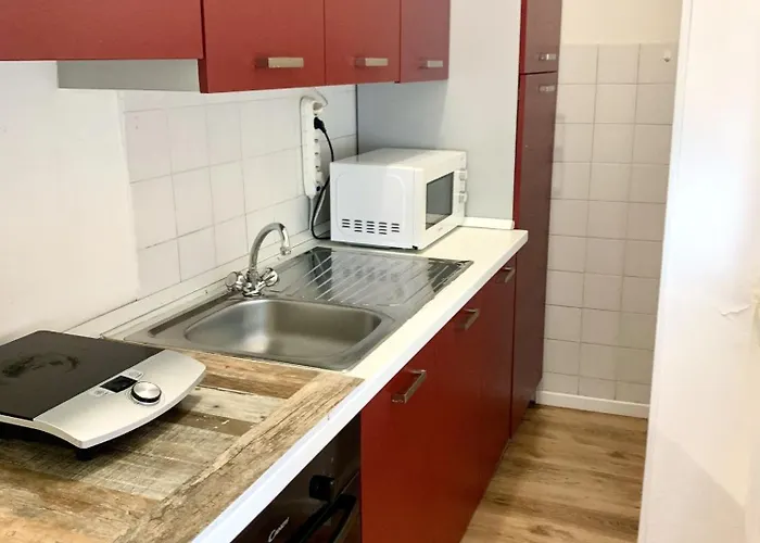 The Tower Centro - Piazza Castello 11 Apartment *