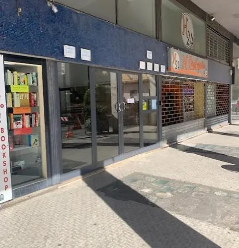 Apartment The Tower Centro - Piazza Castello 11 *